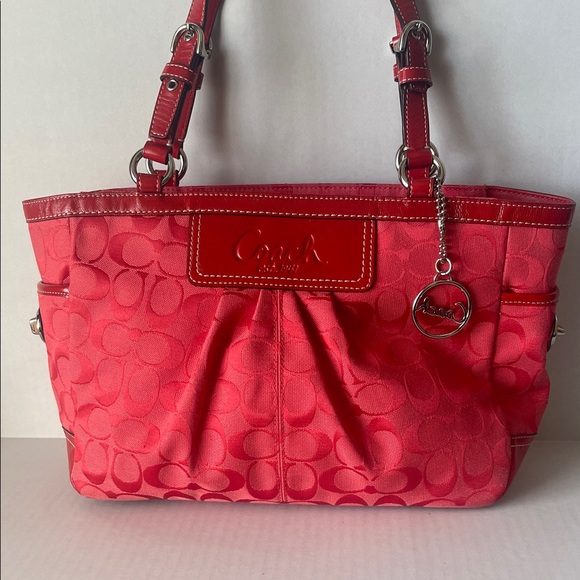 Coach Red Signature Shoulder Bag - Picture 2 of 11